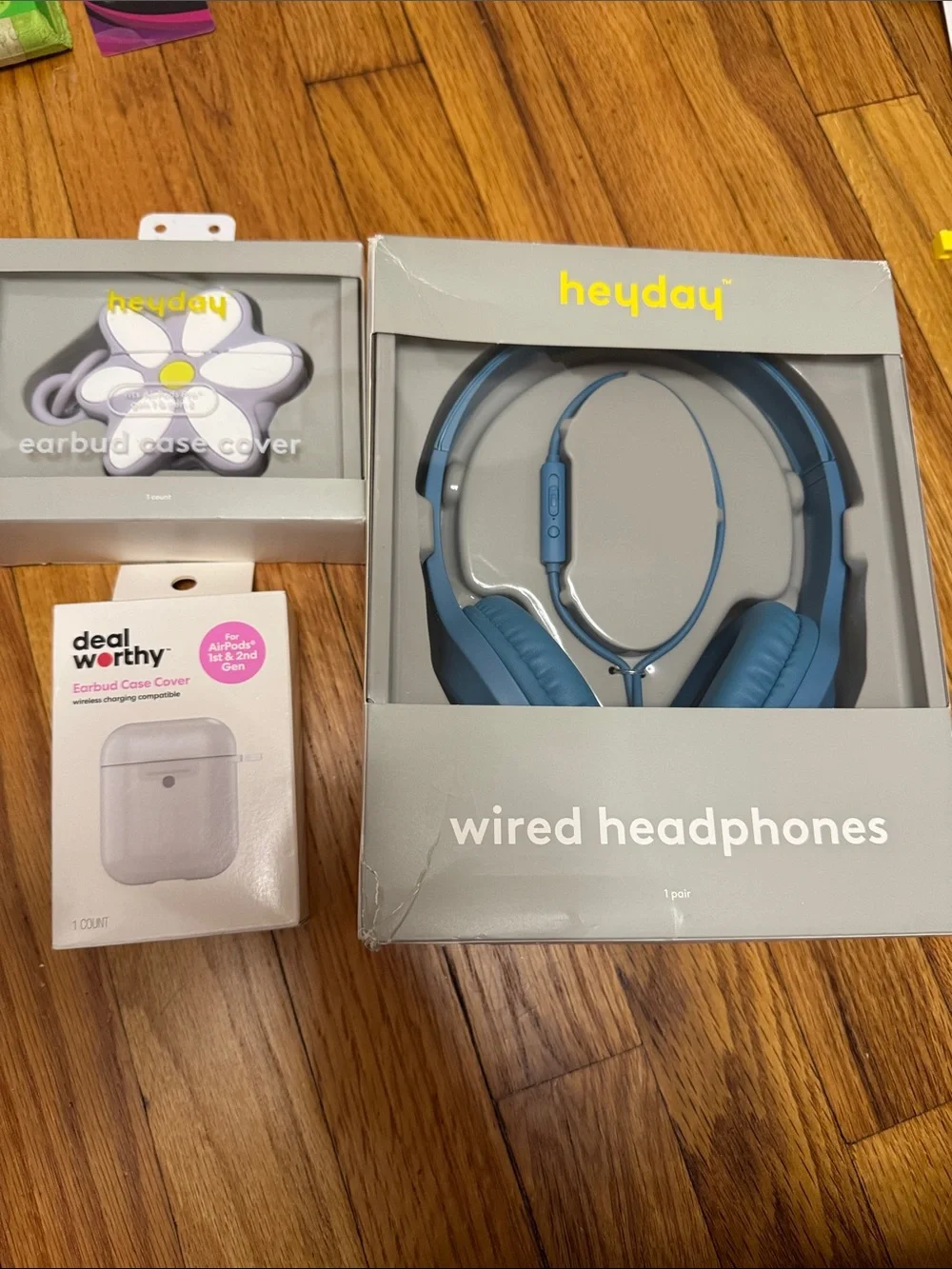 Bundle iheyday Wired Headphones in Light Blue with Inline Controls